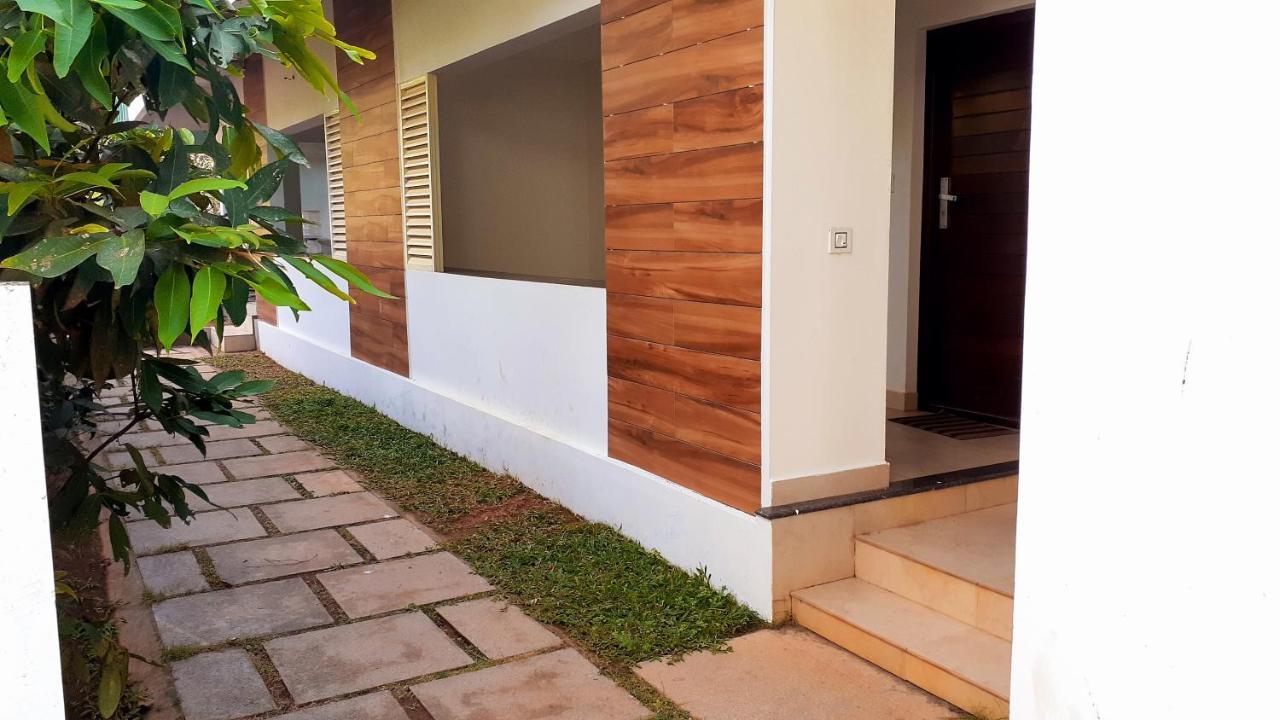 Cherai Natural Beach Hotel Cherai Beach ภายนอก รูปภาพ